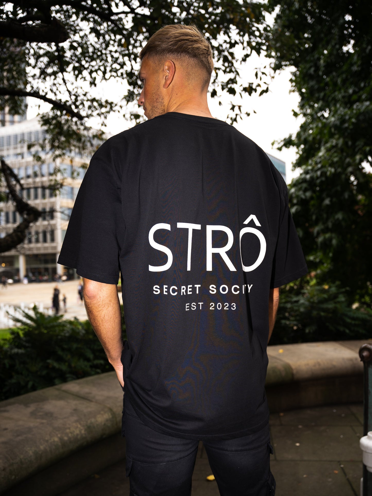 STRÔ Oversized T-shirt Black