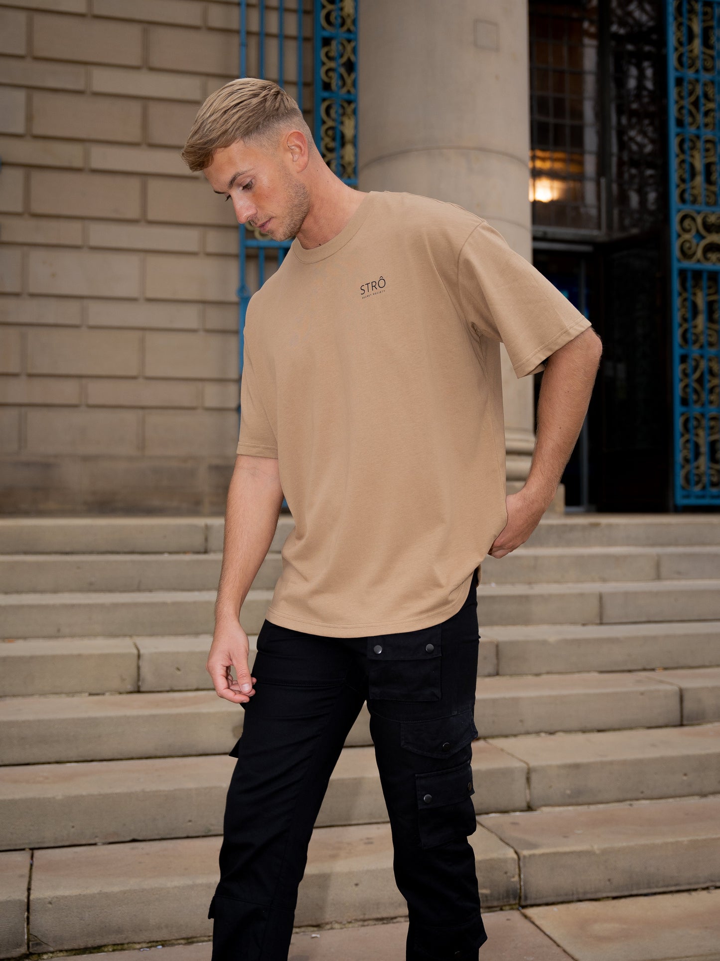 STRÔ Oversized T-shirt Beige